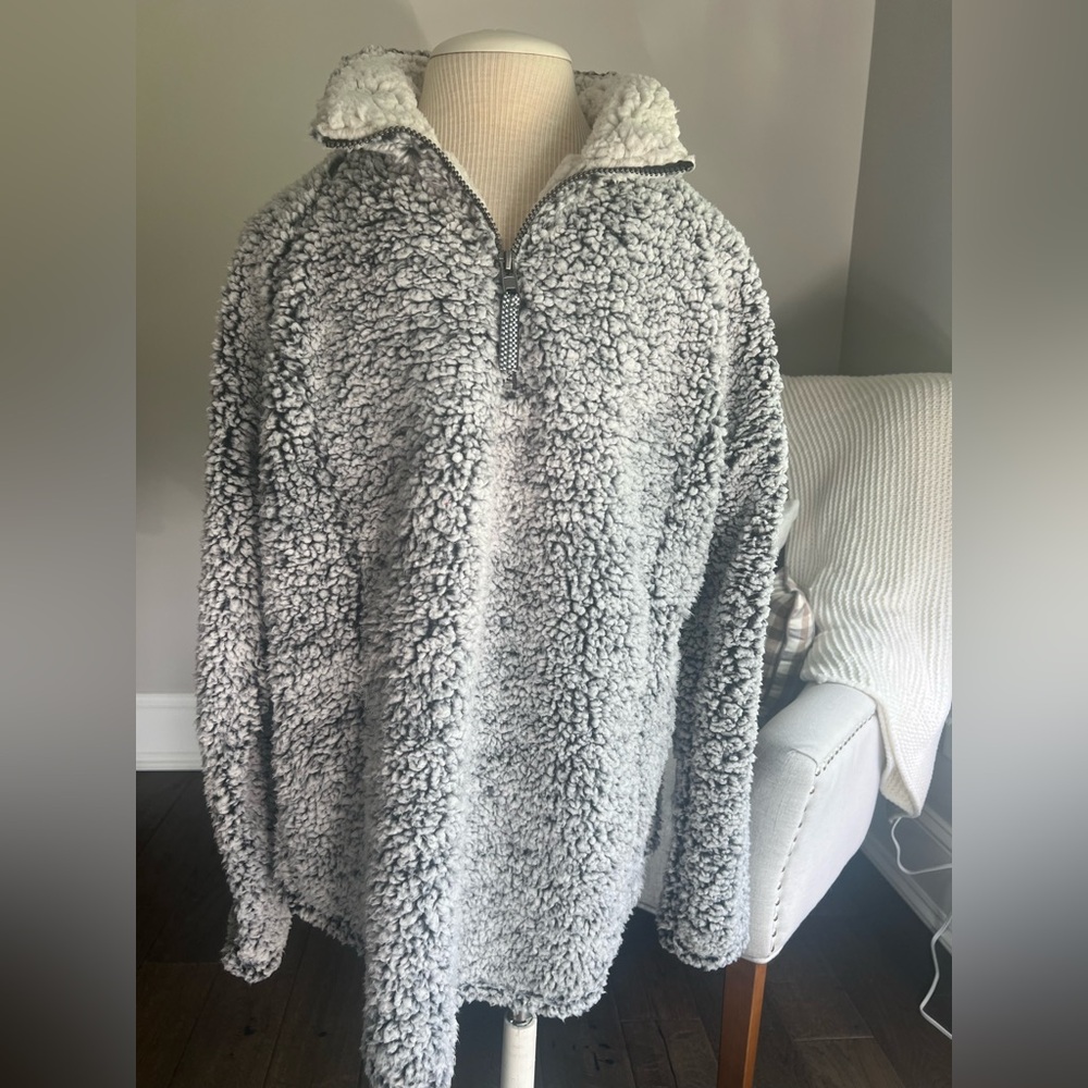 Women’s Gray Sherpa Quarter-Zip